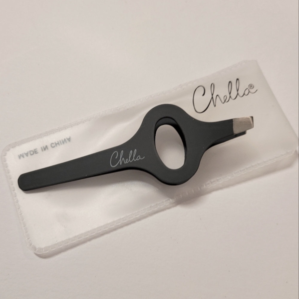 NeW chella tweezers